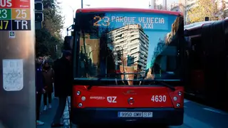 Imagen de archivo de un autob&uacute;s urbano de Zaragoza