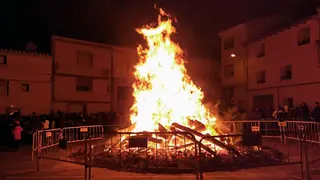 Hogueras-Portada