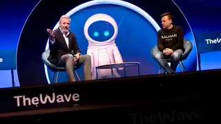 Jorge Azc&oacute;n y Jos&eacute; El&iacute;as durante el coloquio en The Wave. Foto: DGA/ Fabi&aacute;n Sim&oacute;n
