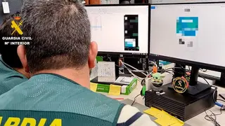 Seis personas han sido detenidas por pertenecer a una trama de coberestafas haci&eacute;ndose pasar por instituciones como la DGA mediante correos electr&oacute;nicos falsos.