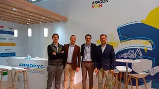 Expositores aragoneses junto a AREX en Bauma. Foto: DGA