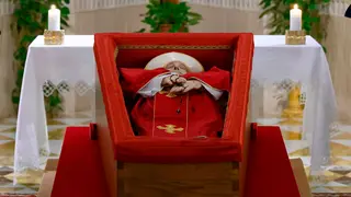 fportadaeretro-papa-francisco-santa-marta