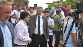 Visita de Azc&oacute;n a Benasque. Foto: Fabi&aacute;n Sim&oacute;n (DGA)