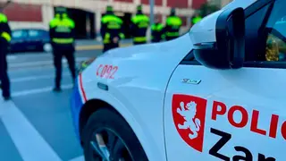 Polic&iacute;a Local de Zaragoza detuvo a un hombre ebrio y que circulaba en direcci&oacute;n contraria por el Arrabal. Foto de Archivo.