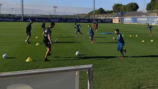 El Real Zaragoza entrena con la vista puesta en recuperar la sensaci&oacute;n del triunfo ante la Mutilvera. Foto: M.G.