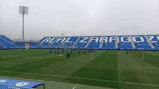 El Real Zaragoza entrena este viernes en el Ibercaja Estadio preparando el duelo ante el C&aacute;diz del s&aacute;bado. Foto: M.G.