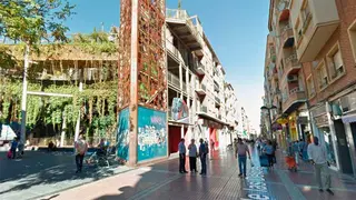 El barrio Delicias vivi&oacute; la pasada noche del viernes una cadena de violentas peleas entre bandas cuya investigaci&oacute;n permanece en manos de la Polic&iacute;a Nacional.