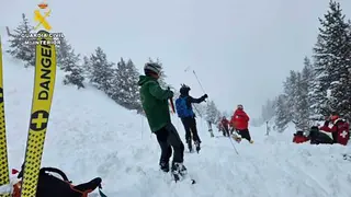 Este domingo un nuevo alud en el Pirineo se cobr&oacute; la quinta v&iacute;ctima mortal en tan solo tres semanas. Foto: Guardia Civil