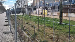 asociacion-vecinos-la-jota-protestas-manifestacion-vallas-obras