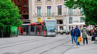 tranv&iacute;a-zaragoza-l&iacute;nea-2-transporte-movilidad