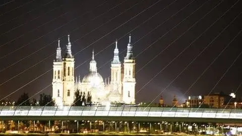 A pesar de resultar lugares pr&aacute;cticamente desconocidos para la mayor parte de los visitantes, a pesar de que parece que sea otra ciudad, no hay que olvidar que est&aacute;n en la capital aragonesa, en una nueva Zaragoza, que ha tomado rumbo al futuro.
Por Gonzalo Baz&aacute;n y Pilar Artiaga