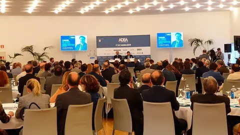 Beamonte, P&eacute;rez Calvo, Aliaga y Anad&oacute;n han hecho sus declaraciones tras acudir a una nueva sesi&oacute;n del Foro ADEA