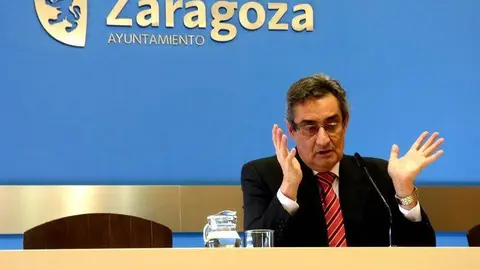 Calvo ha criticado la diferencia de criterios