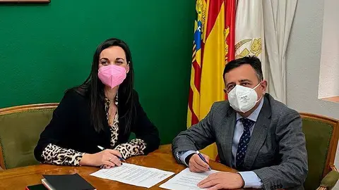En la r&uacute;brica estuvieron presentes la directora Territorial Norte de Santaluc&iacute;a, Cristina de Miguel, y el presidente del Colegio de Mediadores de Seguros de Zaragoza, Miguel de las Morenas