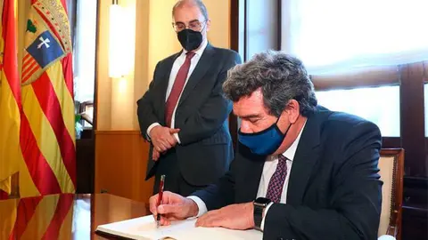 Escriv&aacute;, con el presidente Lamb&aacute;n, en su visita a Saica
