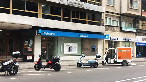 El afectado solicita la nulidad de un seguro de vida y de un seguro de protecci&oacute;n de pagos, que le fueron impuestos por Banco Sabadell en la contrataci&oacute;n de un pr&eacute;stamo hipotecario 