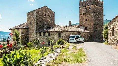 Huesca, Nocito, Tierrantona (en la imagen), el Real Monasterio de San Victori&aacute;n, Barbastro y Roda de Is&aacute;bena son lugares donde el encanto del pasado convive con el presente