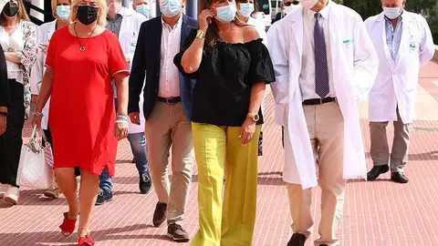 La consejera ha visitado este martes el Hospital San Jorge de Huesca