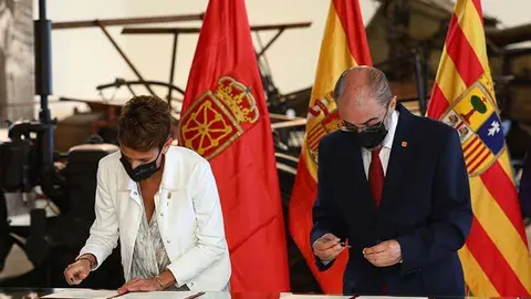 Ambos presidentes auton&oacute;micos han firmado un acuerdo de colaboraci&oacute;n