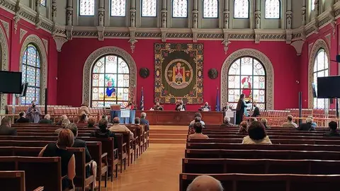 La inauguraci&oacute;n oficial del curso ha tenido lugar este mi&eacute;rcoles en el Paraninfo de la Universidad de Zaragoza, en un evento que ha contado con la presencia del rector de la UZ, Jos&eacute; Antonio Mayoral