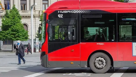 La plantilla de autobuses exige mejoras el convenio laboral