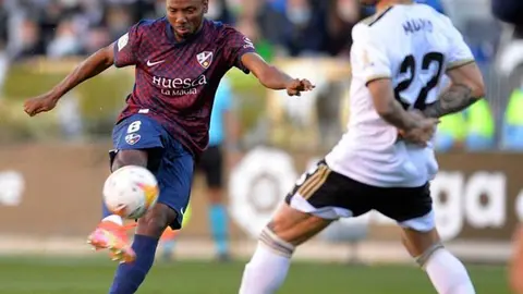 El futbolista asegura que el club oscense nunca le dijo que quer&iacute;an dejarle ir en enero. Foto: La Liga