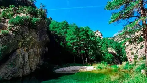 La primavera es una de las estaciones m&aacute;s bonitas del a&ntilde;o para lanzarse a descubrir Arag&oacute;n. Foto: Parrizal de Beceite