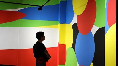 Los colores y la formas son las bases de la exposici&oacute;n. FOTO: Laura Trives