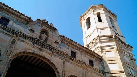 La catedral de Roda de Is&aacute;bena es la m&aacute;s peque&ntilde;a de Espa&ntilde;a y la m&aacute;s antigua de Arag&oacute;n