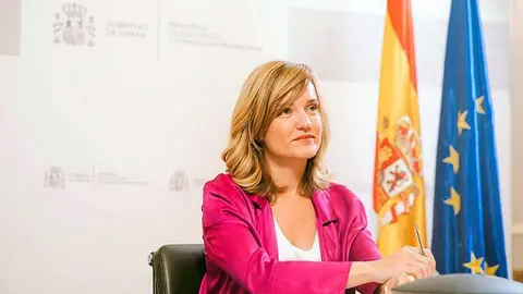 La zaragozana Pilar Alegr&iacute;a sustituye a Felipe Sicilia como portavoz de la Ejecutiva del PSOE. Foto: Ministerio de Educaci&oacute;n