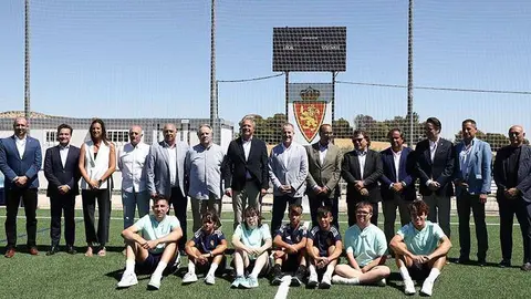 Jorge Mas y su equipo junto a otras autoridades han visitado la Ciudad Deportiva. Foto: Laura Trives