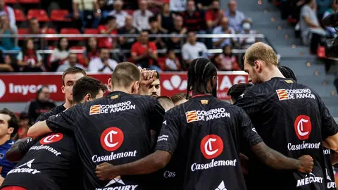 El Casademont Zaragoza en casa fue doloroso y debe reaccionar. Foto: Basket Zaragoza