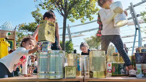 Ni&ntilde;os jugando en Expo R&iacute;o y Juego