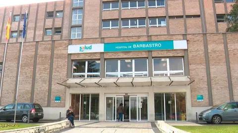Este lunes, el hospital amanec&iacute;a con una carta p&uacute;blica de la responsable de secci&oacute;n, la doctora Ver&oacute;nica Carderero, en la que anunciaba su dimisi&oacute;n