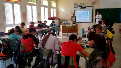 Alumnos en un aula de instituto