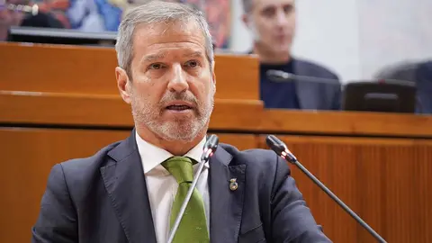 Aludiendo a unas declaraciones del pasado, pide a Lamb&aacute;n "llegar a desencuentros" con S&aacute;nchez, si es necesario