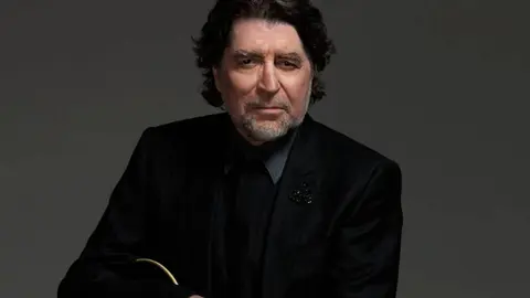 joaqu&iacute;n sabina