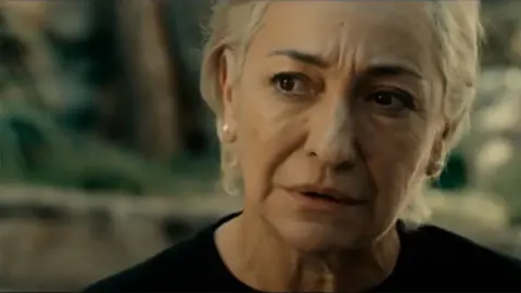 Luisa Gavasa en el cortometraje La Novia