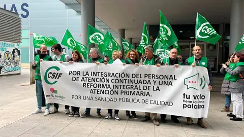 Foto de la concentraci&oacute;n del CSIF