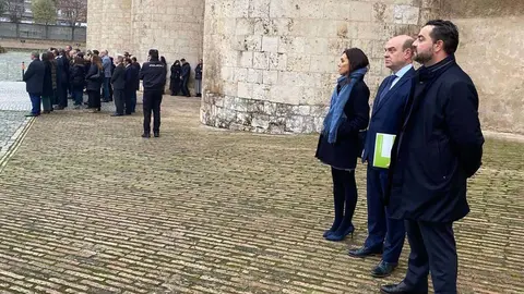 Este viernes, se ha celebrado un acto institucional a las puertas de la Aljafer&iacute;a