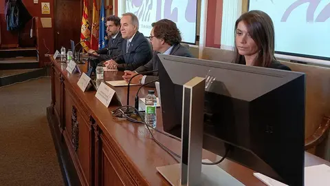 Llop, Sanlleh&iacute;, Mas