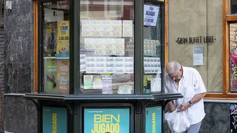 kiosco de la ONCE en la calle Don Jaime I de Zaragoza