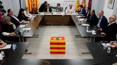 Esta mayor&iacute;a, formada por 18 miembros de la actual Ejecutiva, present&oacute; el recurso el pasado lunes sin el visto bueno de Aliaga
