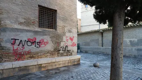 Vandalismo fachada seo