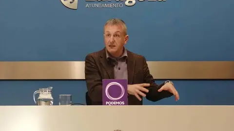 Fernando Rivar&eacute;s