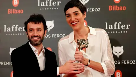 Isabel Pe&ntilde;a y Sorogoyen en los Premios Feroz 2019