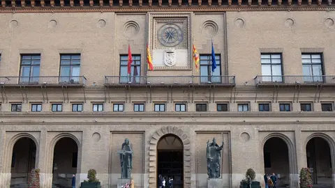 Fachada del Ayuntamiento de Zaragoza