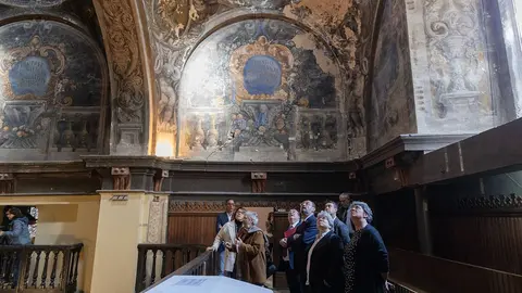 Miquel Iceta visita junto a Javier Lamb&aacute;n el Museo de Zaragoza y la iglesia de La Manter&iacute;a