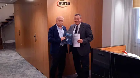 En la imagen, Roberto Gracia, socio corporativo de Auren Abogados y Asociados Fiscales, y el presidente de la AADPD, Alberto G&oacute;mez