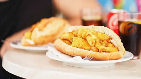 Los calamares siempre son una de las opciones m&aacute;s escogidas por los amantes del tapeo zaragozano